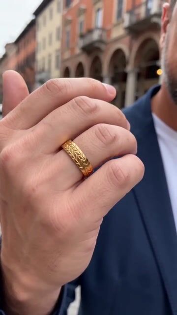 Bague homme en acier – Design pneu sportif et masculin - gravure offerte