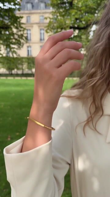 Bracelet jonc gourmette femme en acier inoxydable plaqué or – Personnalisable et ajustable video