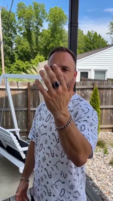 Men's Signet Ring 925 Silver – Black Onyx and Carved Detail – Adjustable Size video