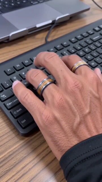 Men’s tungsten ring with oak wood inlay video