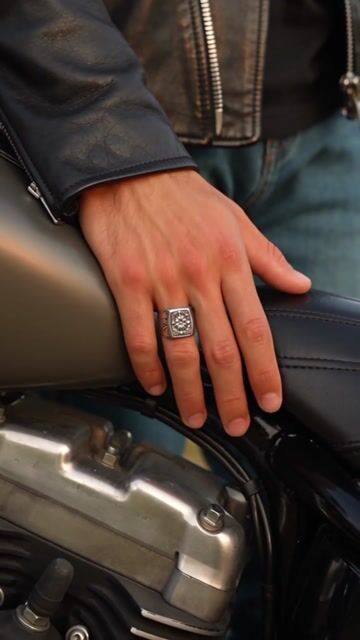 Bague chevalière homme en argent 925 – Motifs fleur de liane ajustable video
